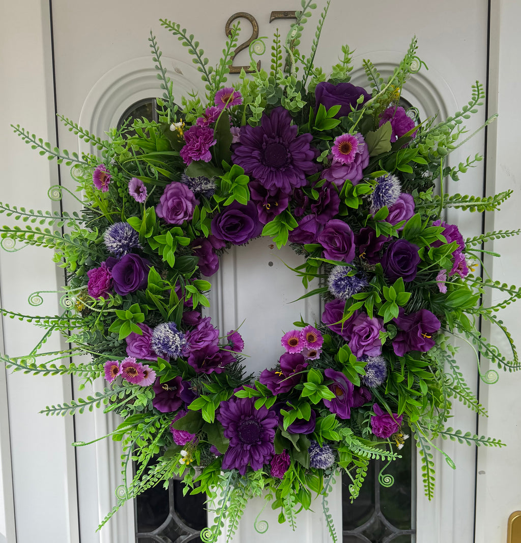Design your own Wreath (greenery edge)